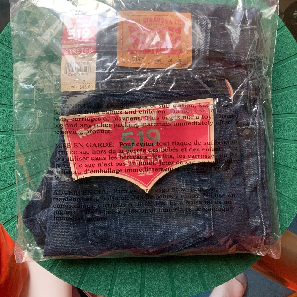 Black brand new 519 Levi’s. Super Skinny. Size 16.